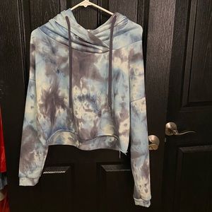 tie-dye cropped hoodie